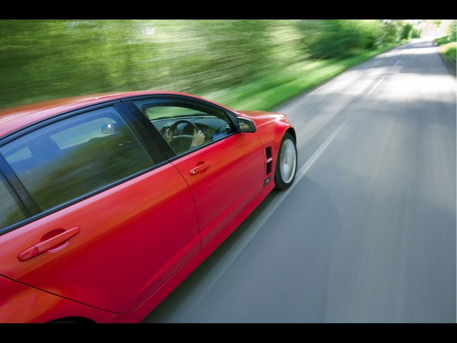  Vauxhall VXR8 2008 года  (фото 8 из 20)